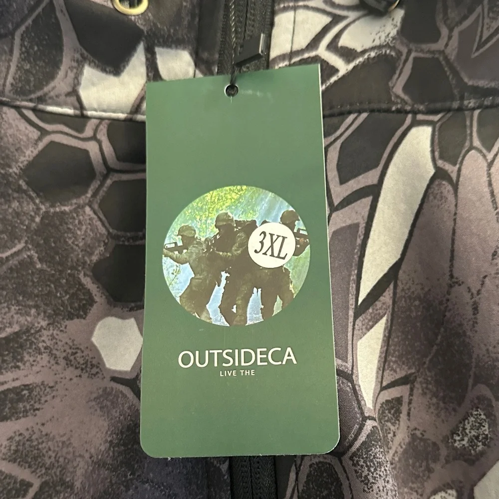 Carhartt Black and Gray Camouflage Jacket - Picture 3 of 3